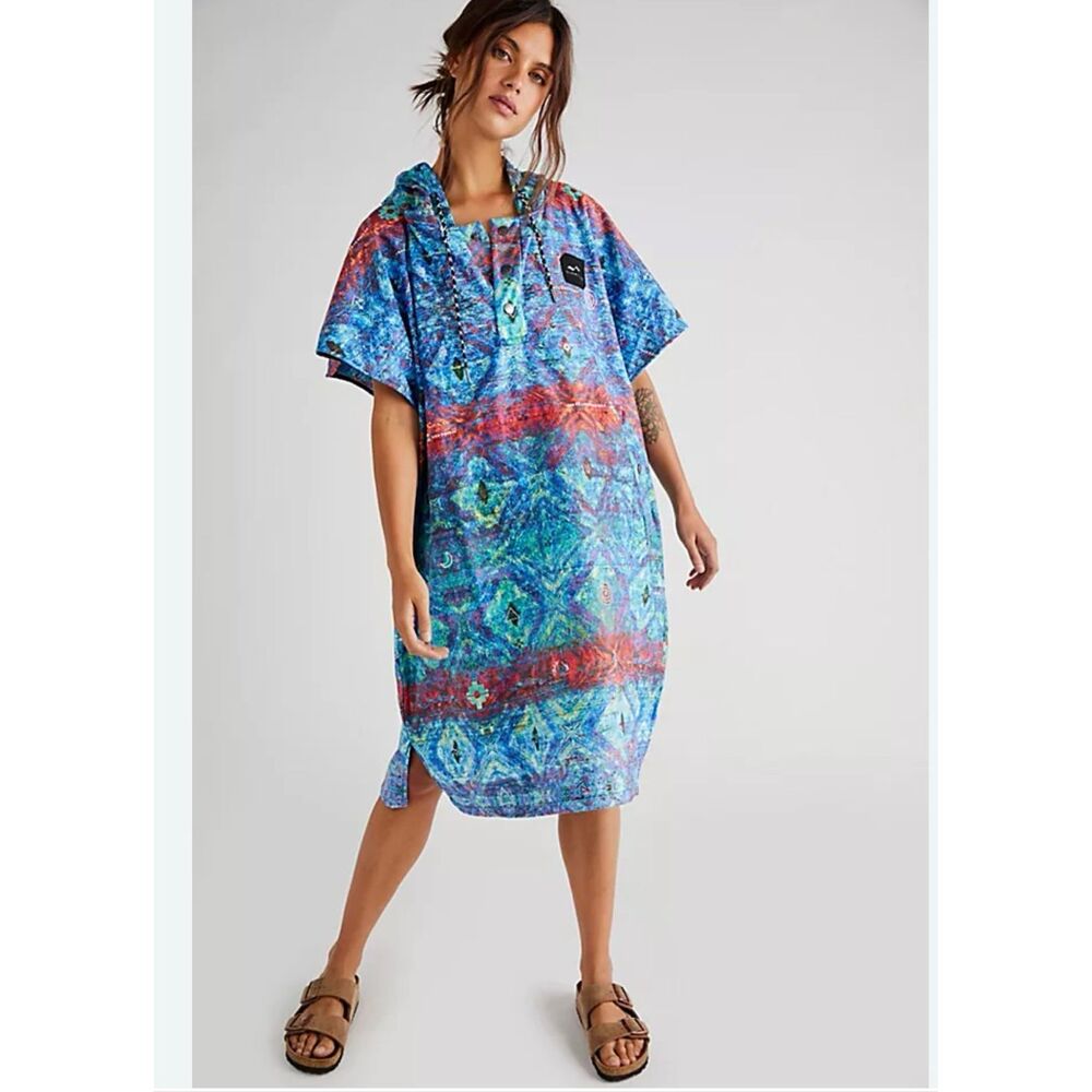 New Slowtide - Hala Quick Dry Poncho Pink Palm size S/M